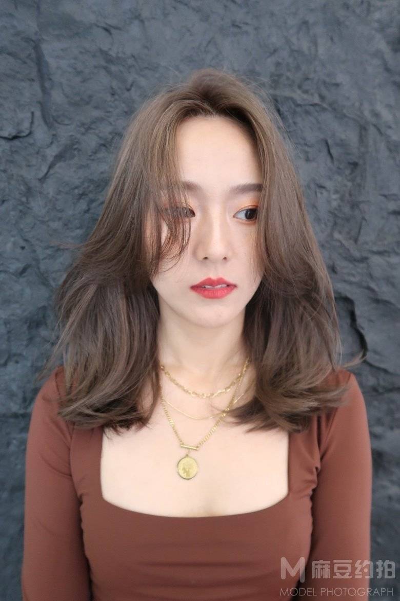 宝丽来模特