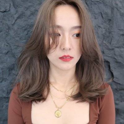 宝丽来模特