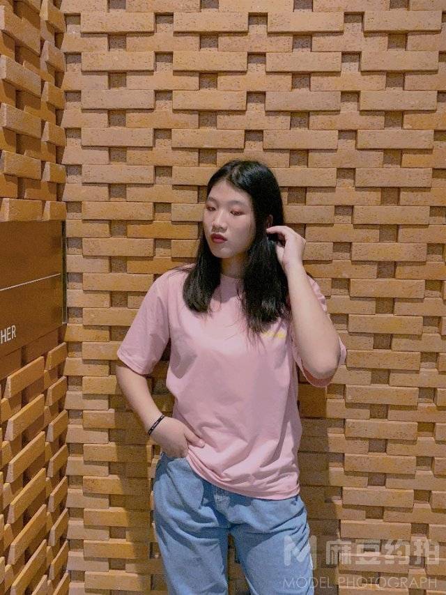 纪实模特