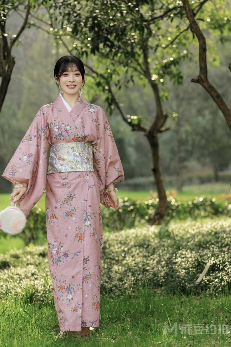 和服模特