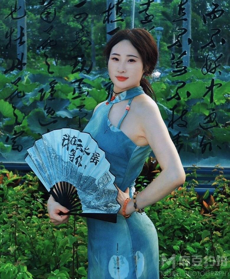 旗袍模特