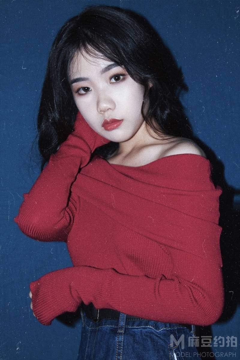 黑白模特