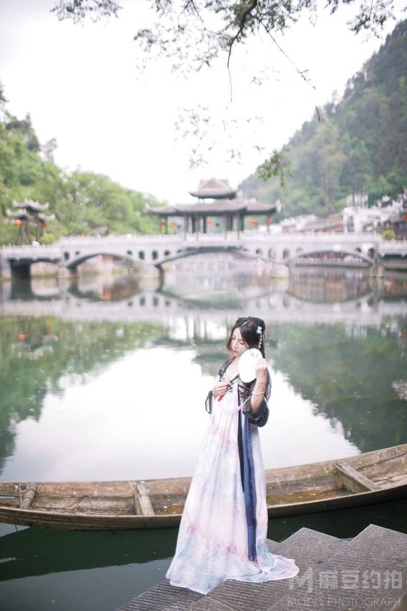 汉服模特