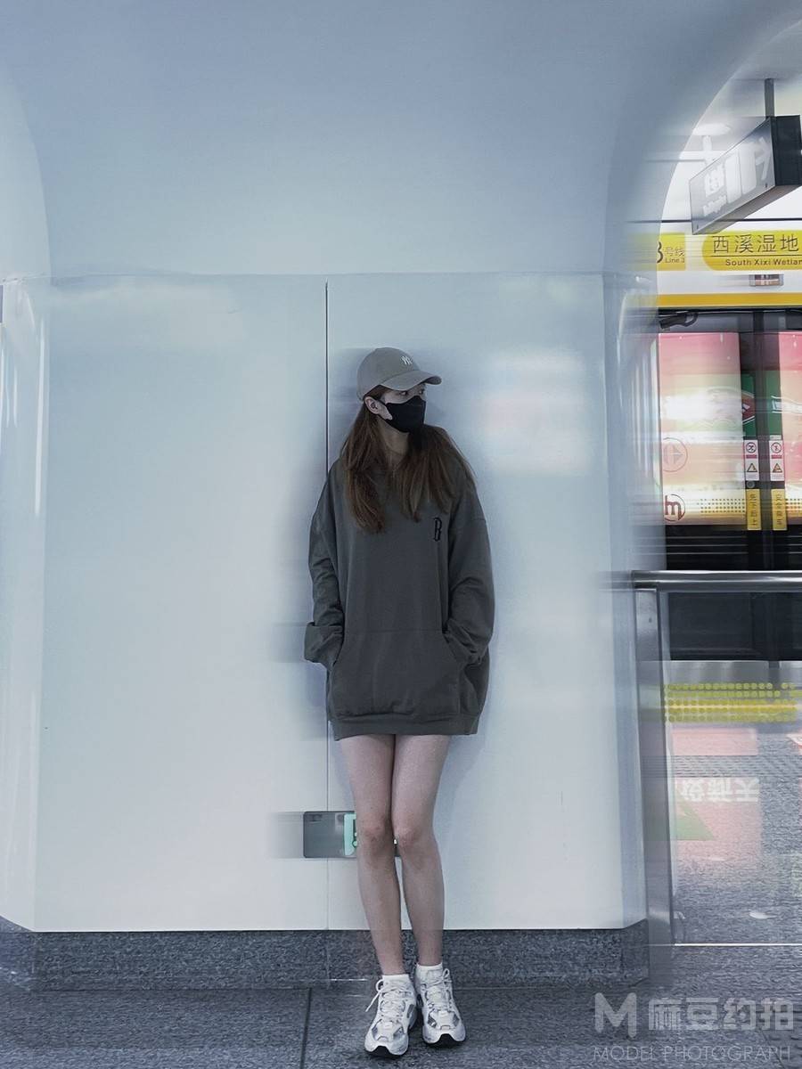 胶片模特