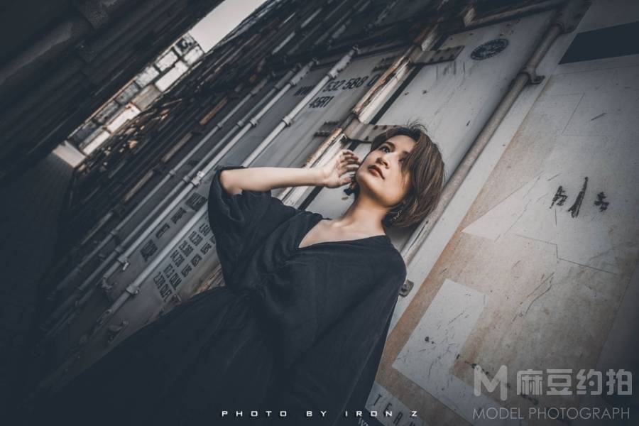 暗黑模特