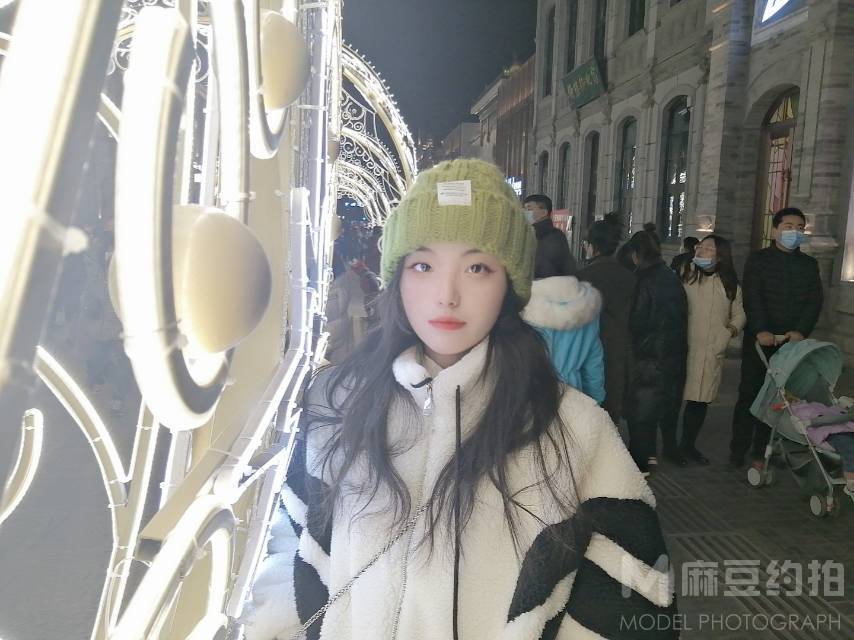 校园模特