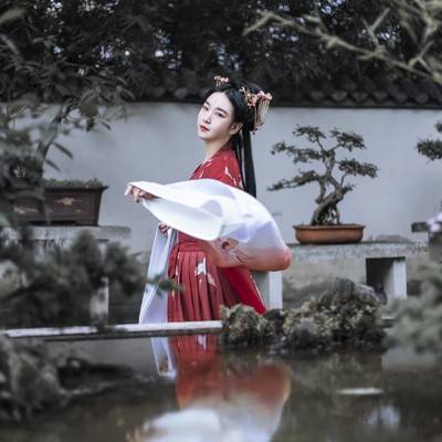 汉服模特