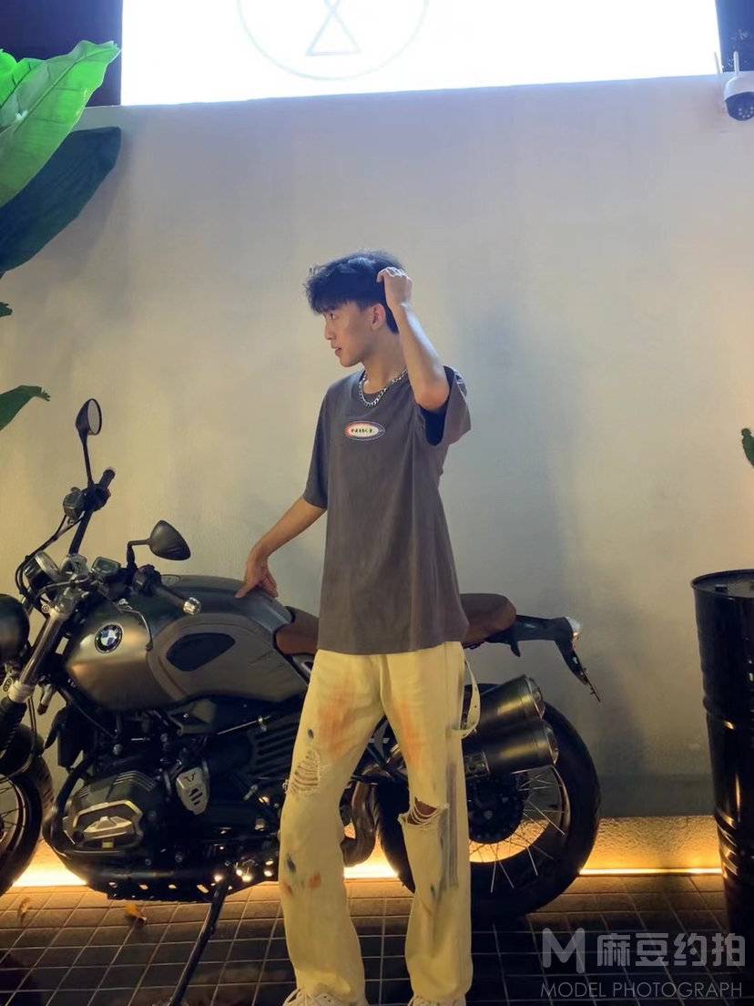 暗黑模特
