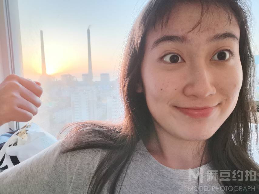 校园模特