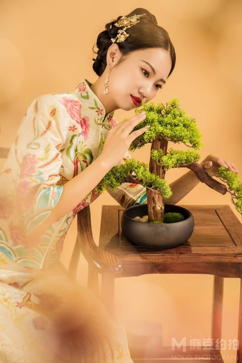汉服模特