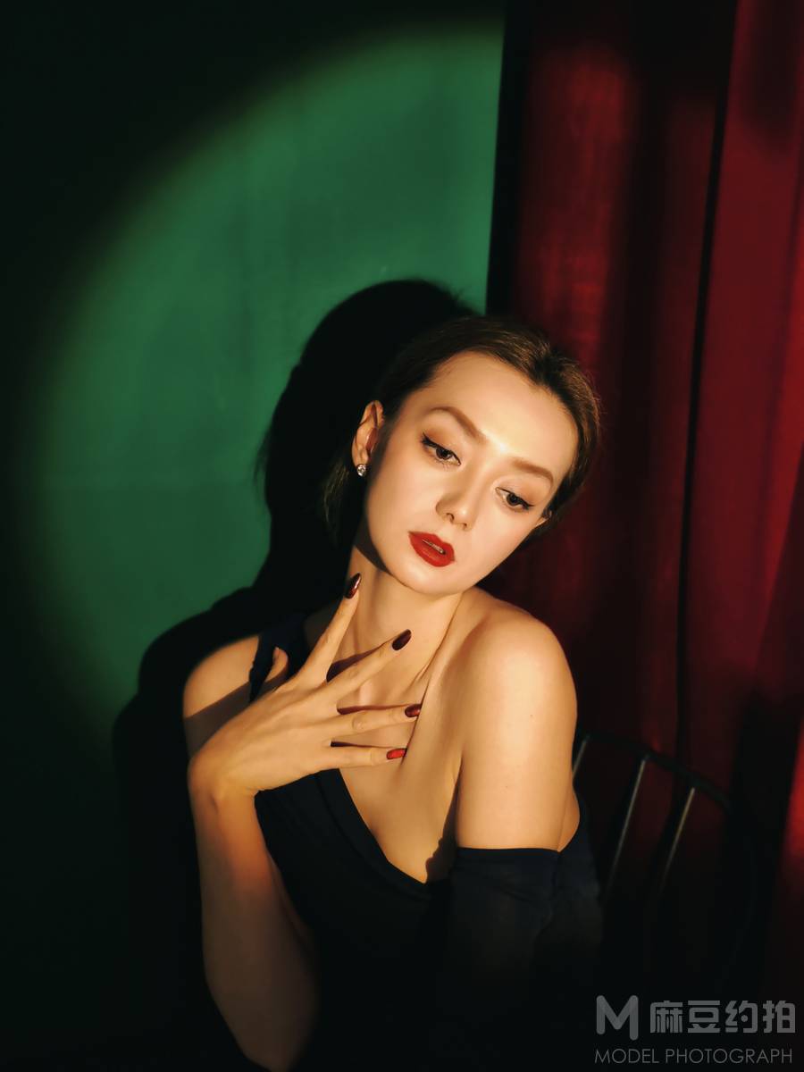 暗黑模特