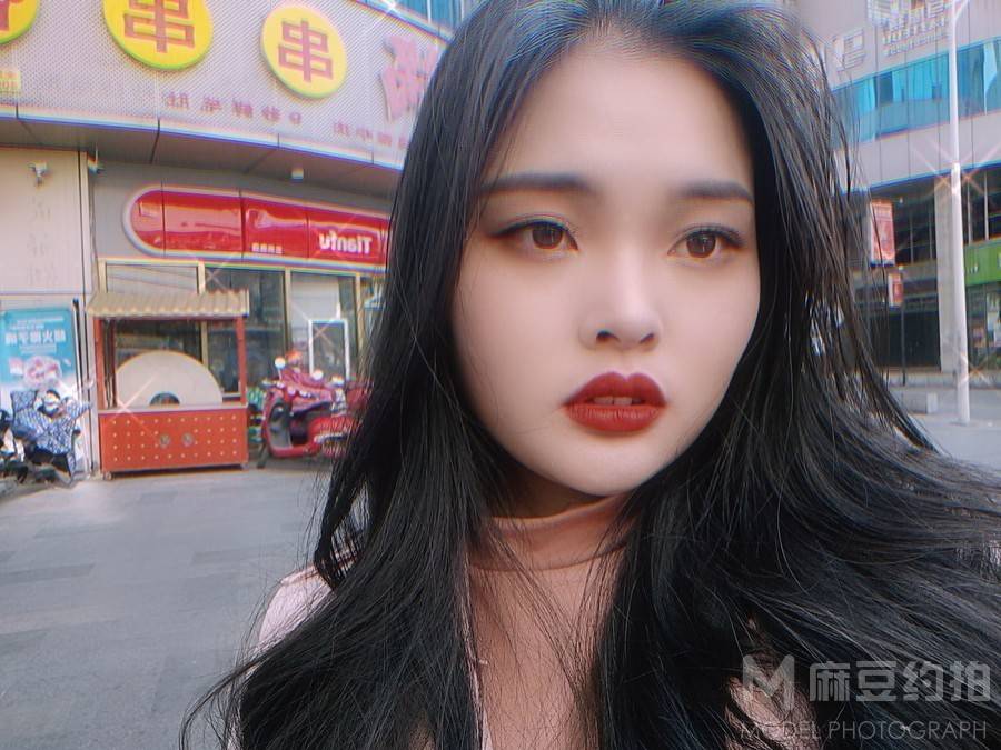 暗黑模特