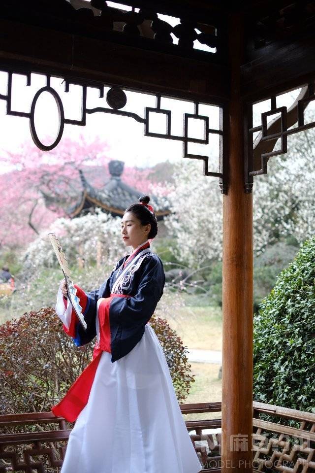 汉服模特