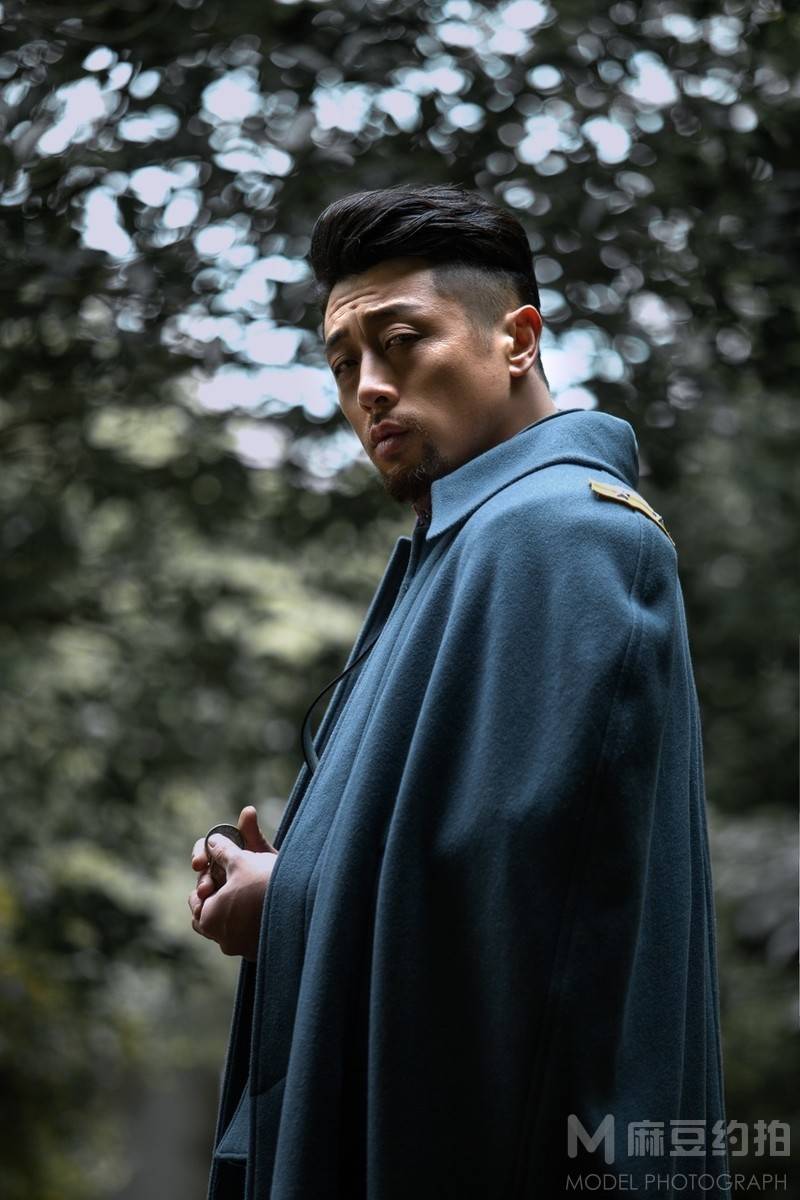 黑白模特