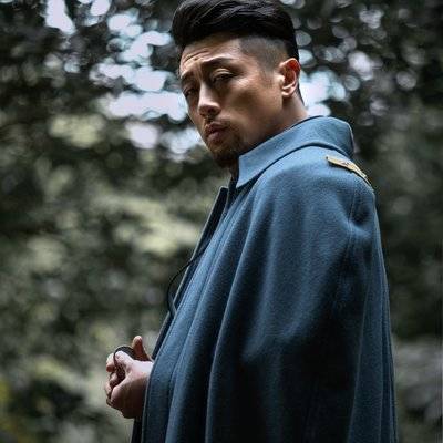 黑白模特