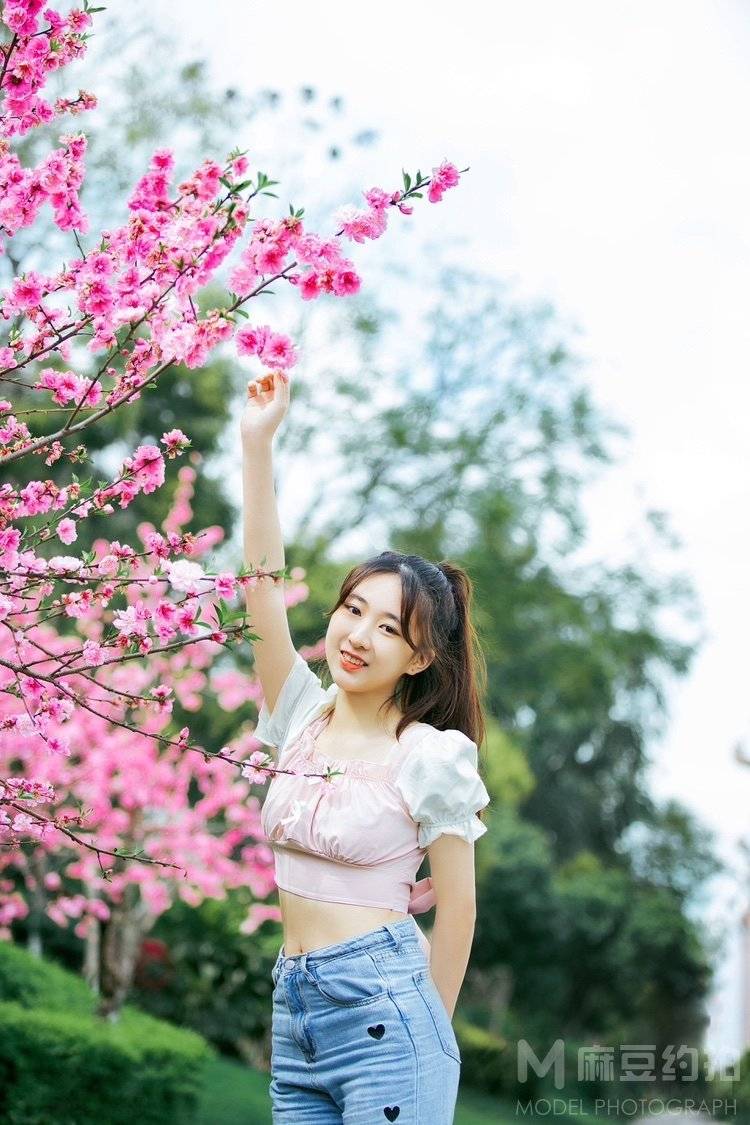 清新模特