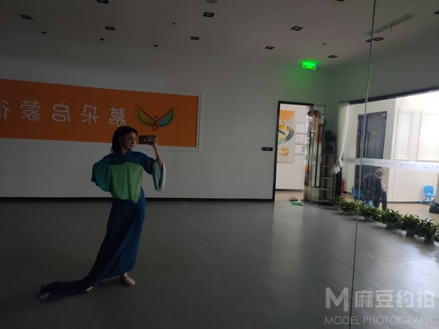 民国模特