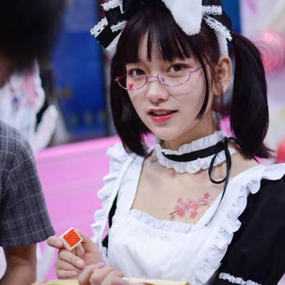 校园模特