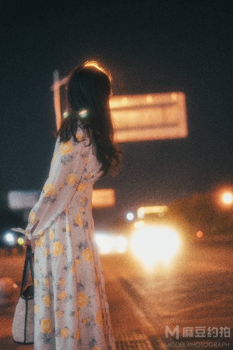 夜景模特