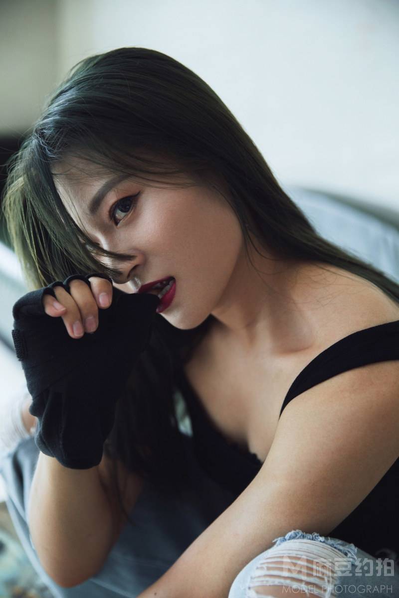 纪实模特