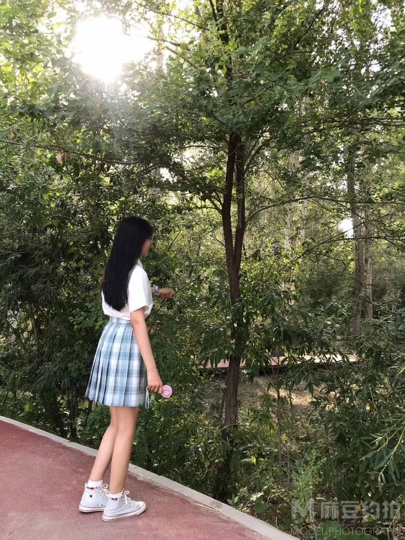 校园模特