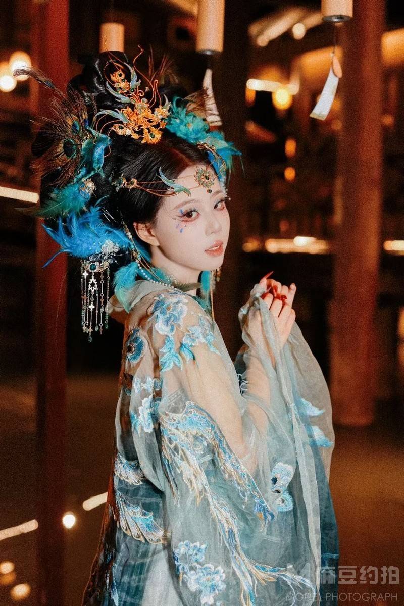 夜景模特