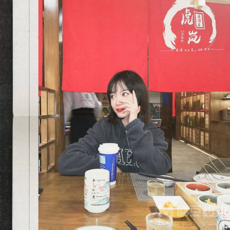 少女模特
