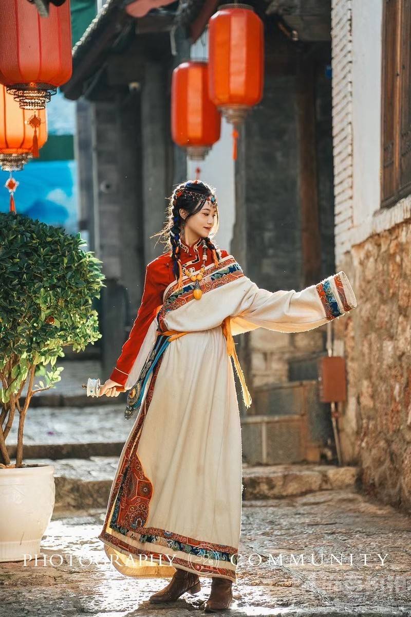汉服模特