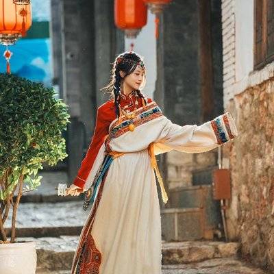 汉服模特