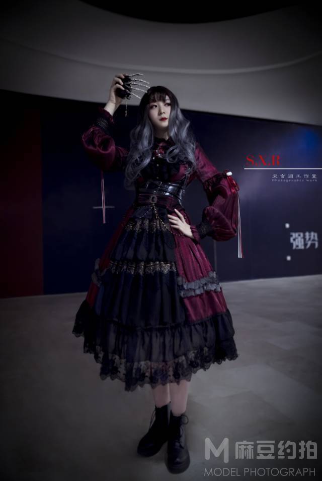 暗黑模特