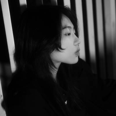黑白模特