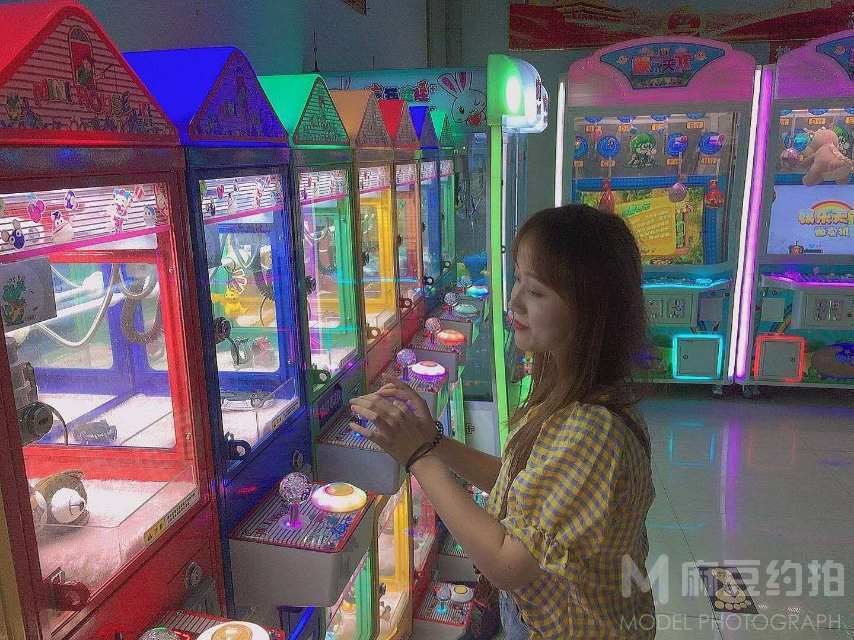 校园模特