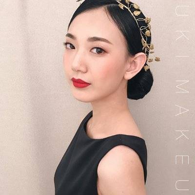 妆容模特