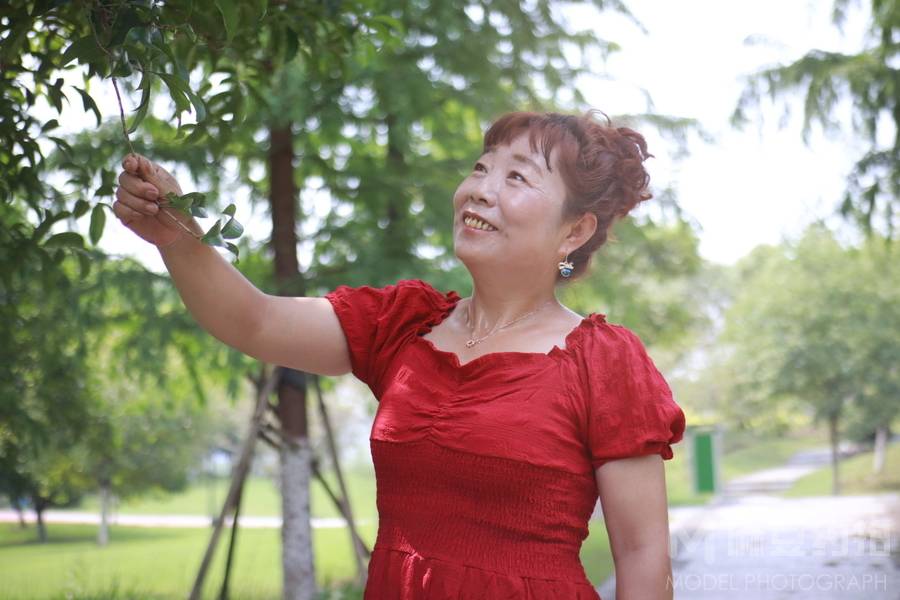 纪实模特