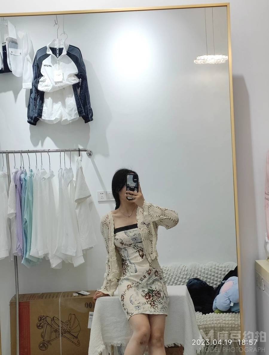 清新模特