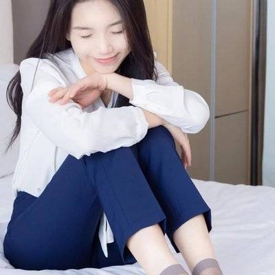 黑白模特