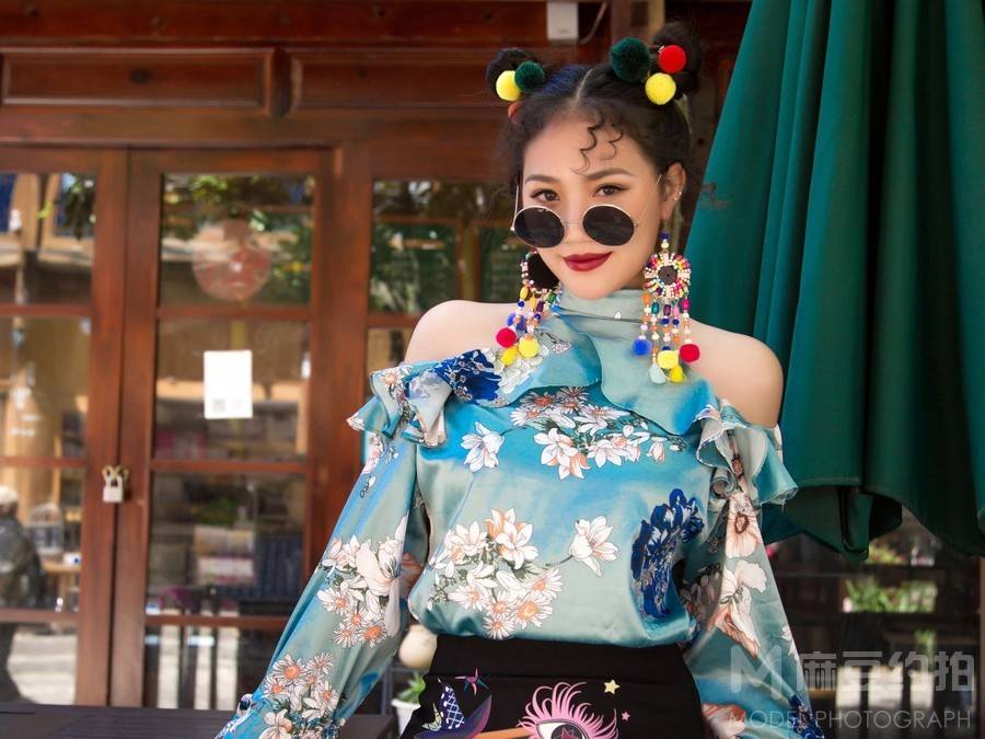 妆容模特