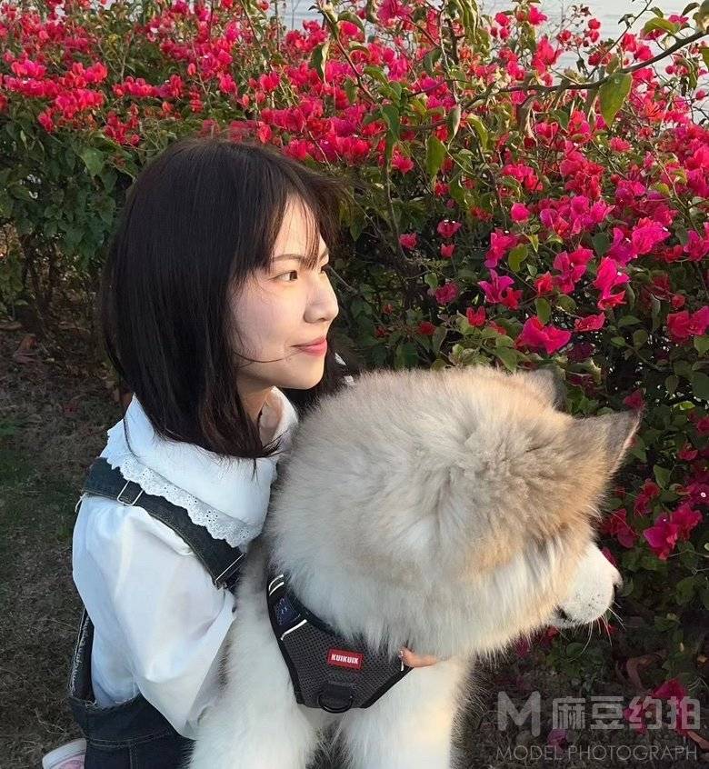 黑白模特