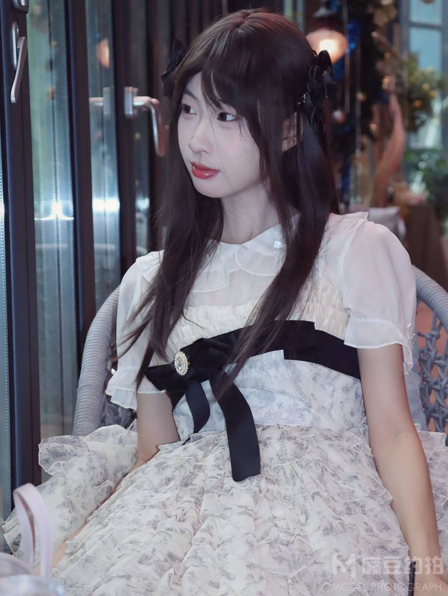 胶片模特