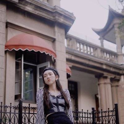 宝丽来模特