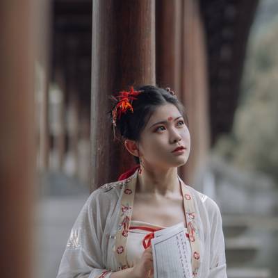 汉服模特