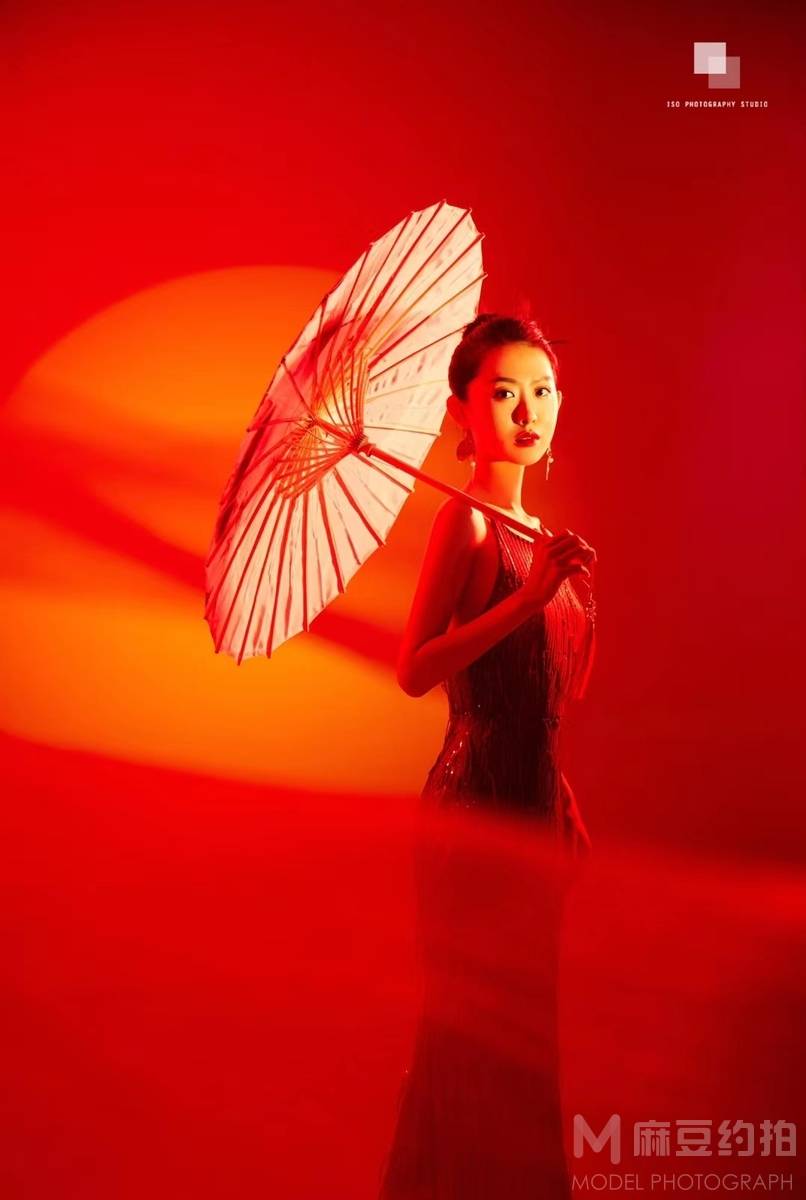 宝丽来模特
