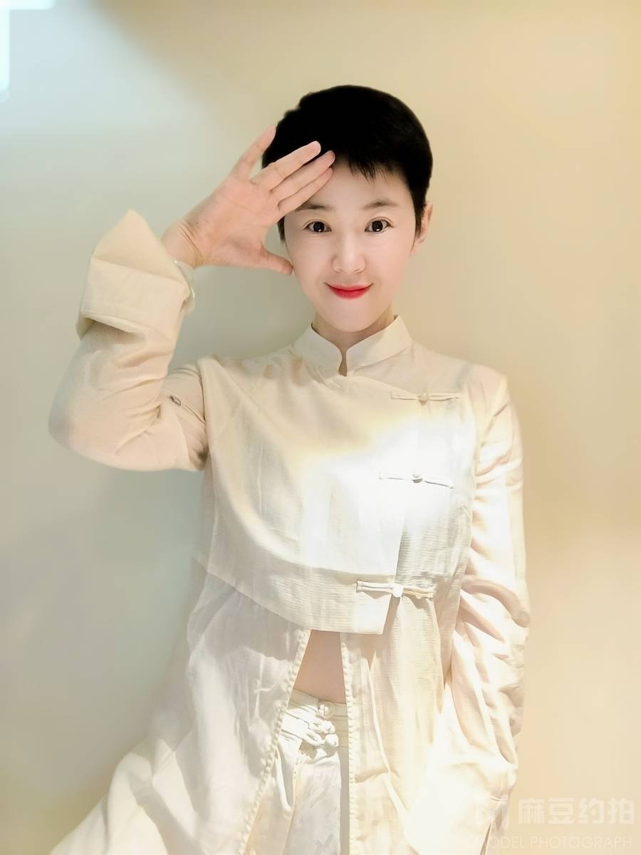 民国模特