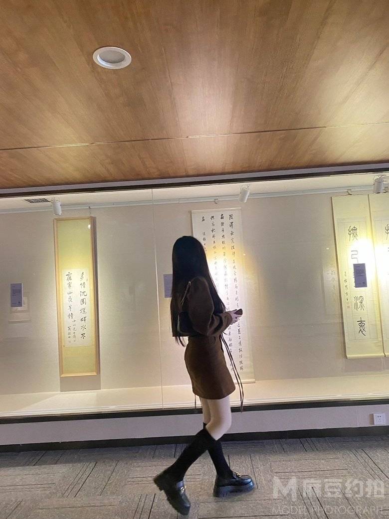校园模特