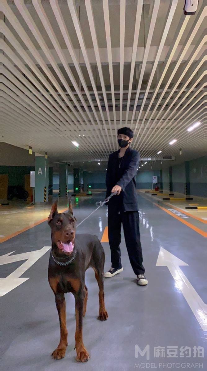 暗黑模特
