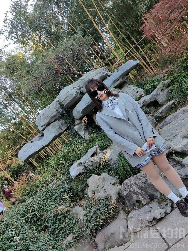 校园模特