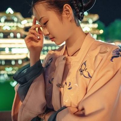 汉服模特