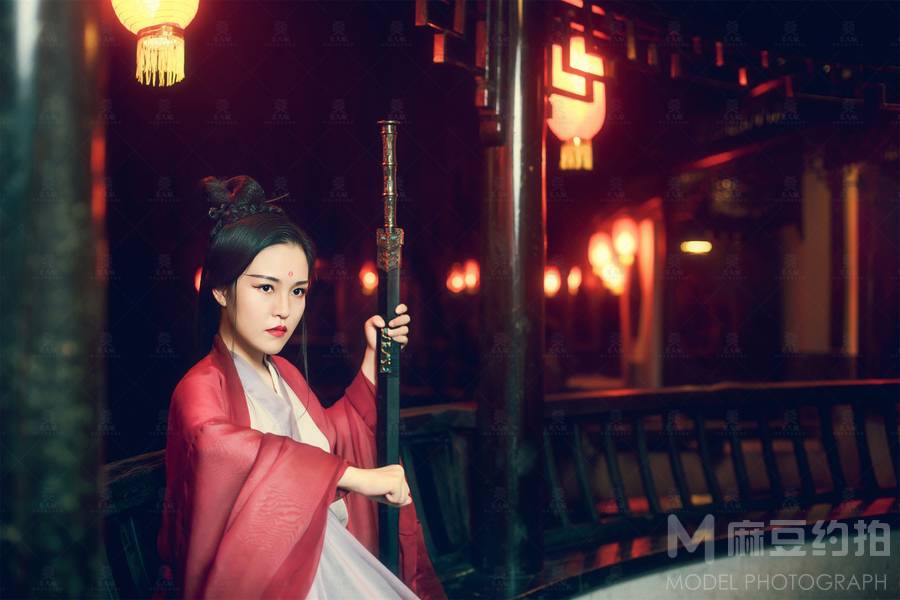 汉服模特