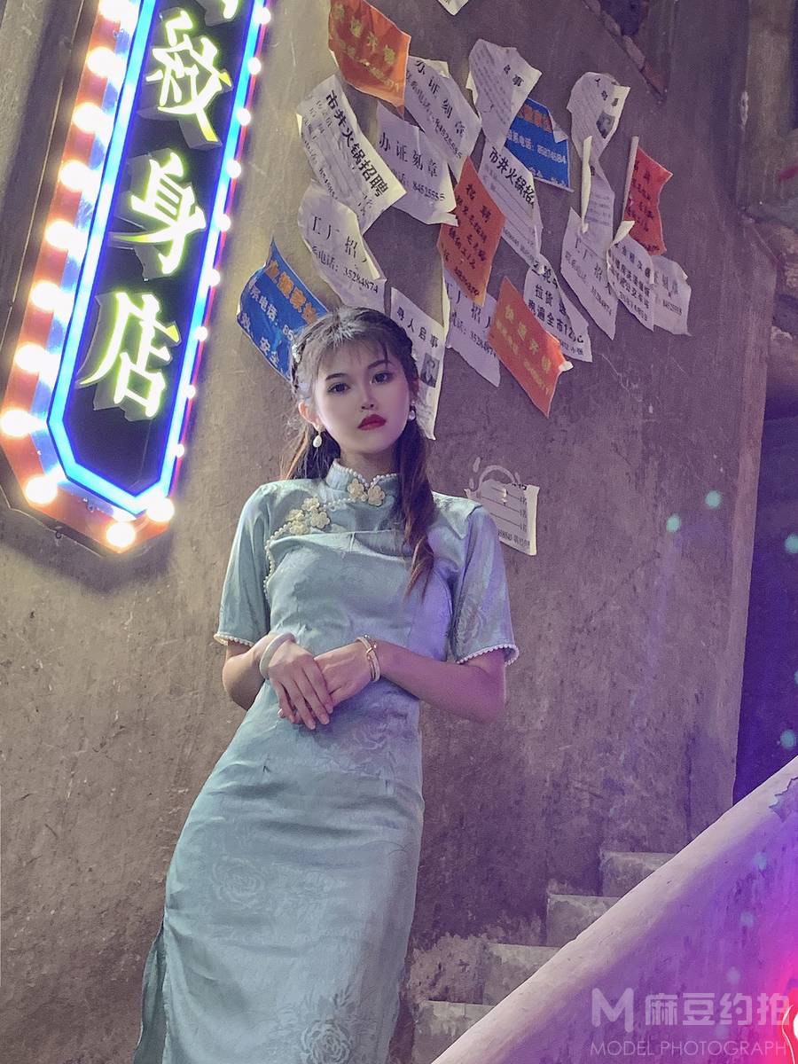 夜景模特