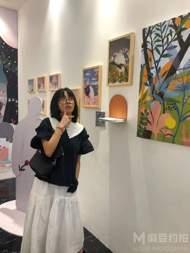 妆容模特